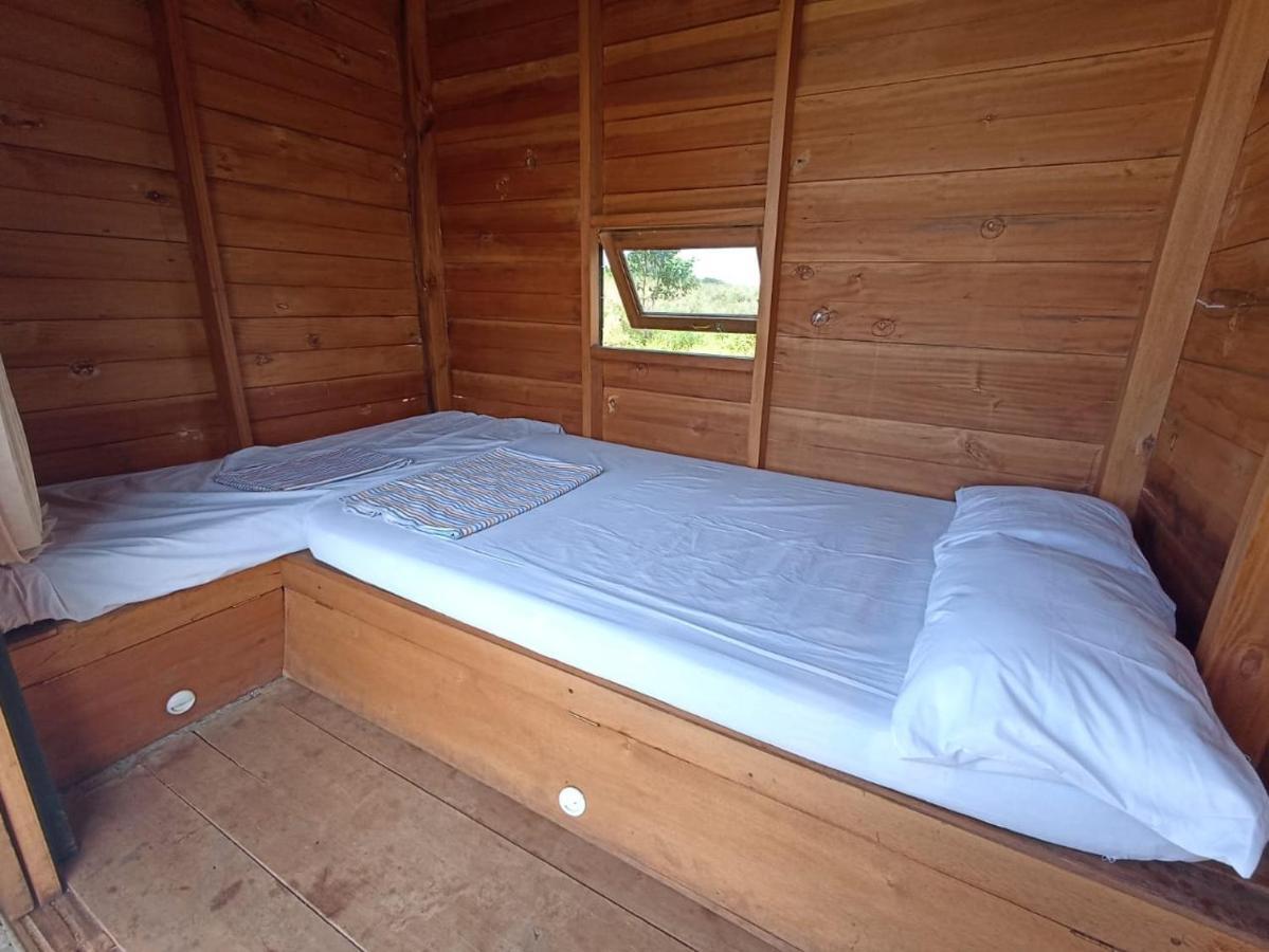 Wawowow Hotel Tomohon Екстериор снимка
